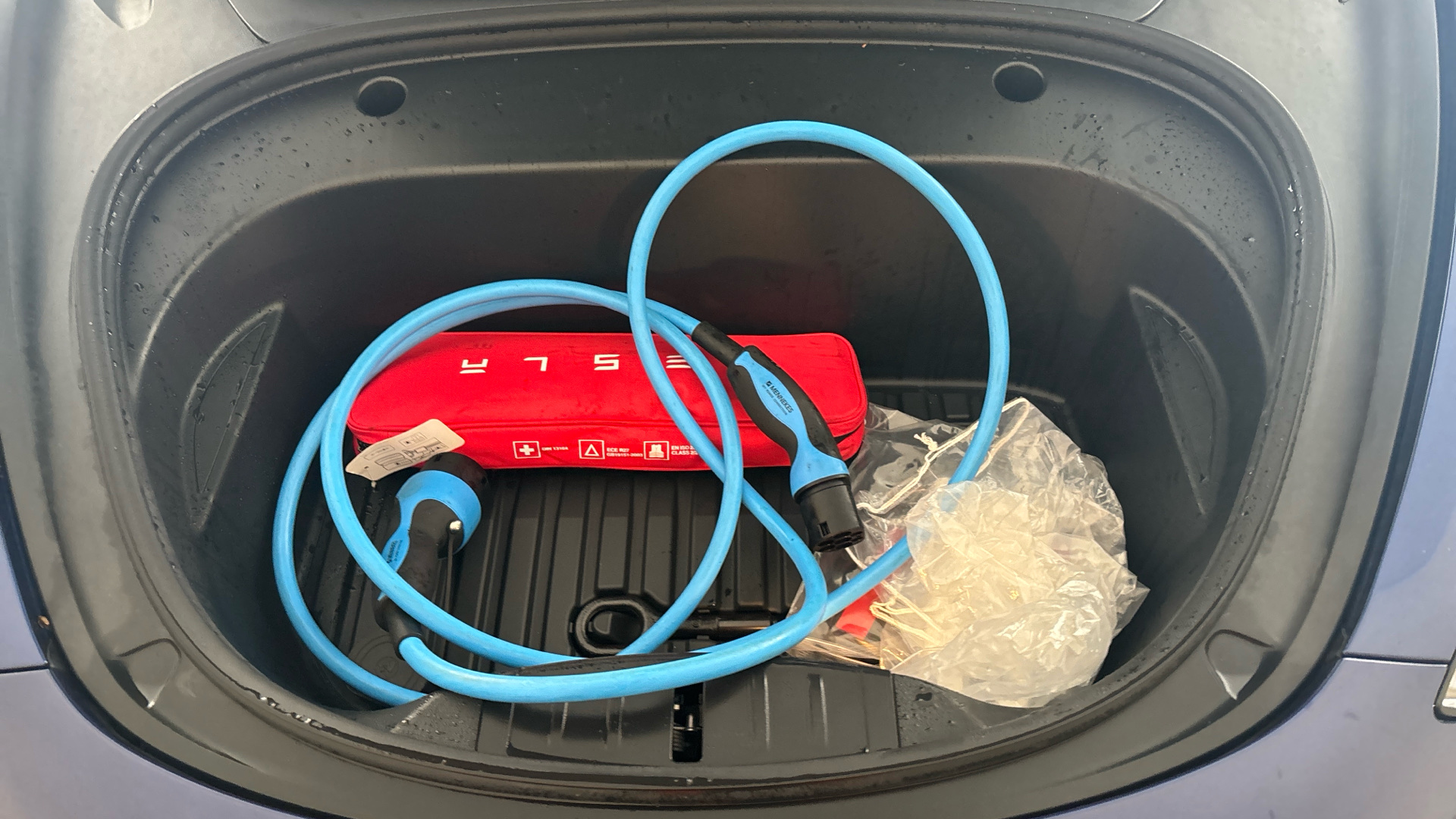 4027665 Performance AWD 4dr [Performance Upgrade] Auto