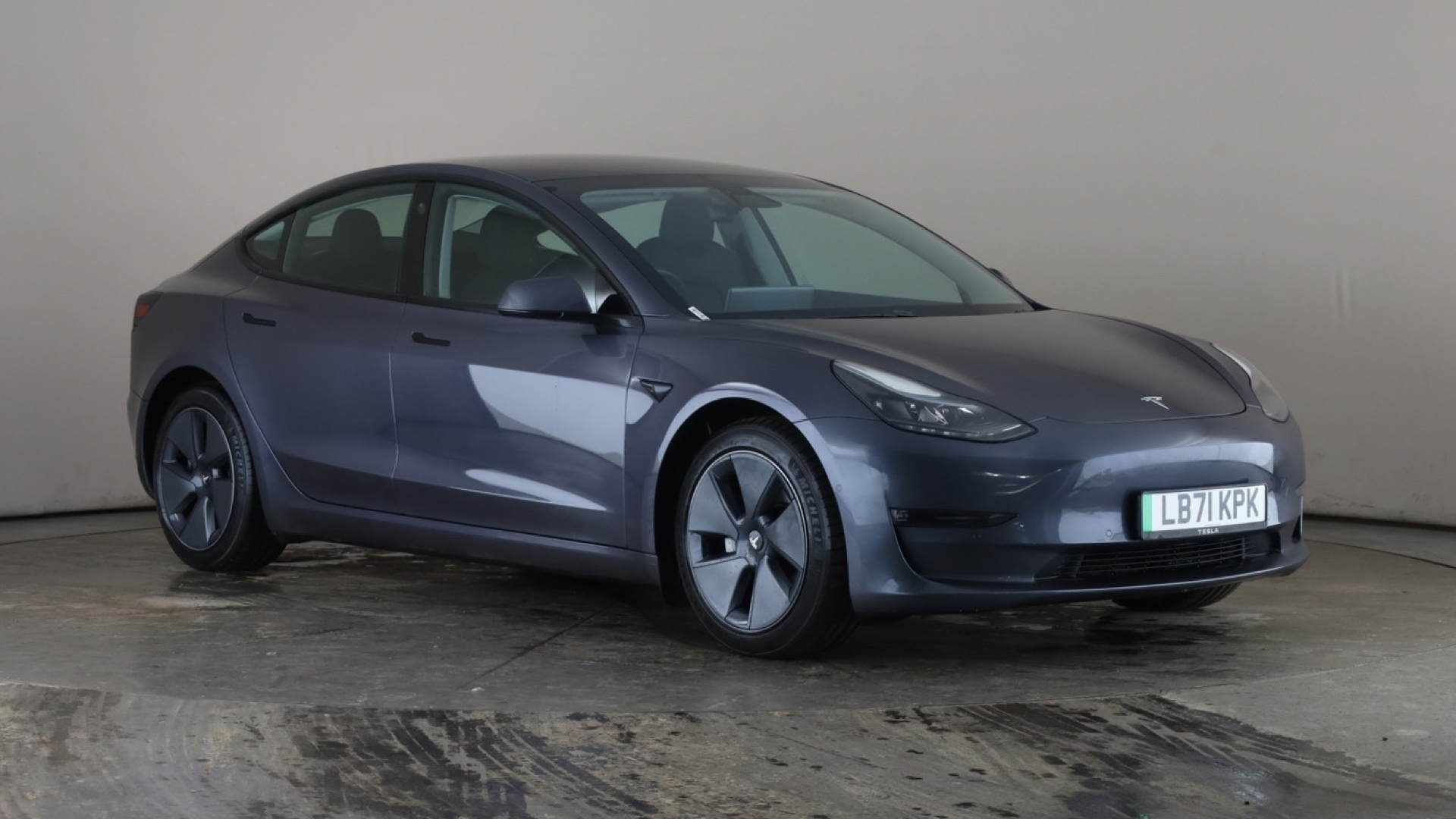 4027777 Long Range AWD 4dr Auto