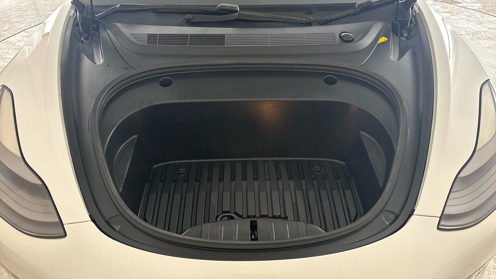 4020920 Long Range AWD 4dr Auto