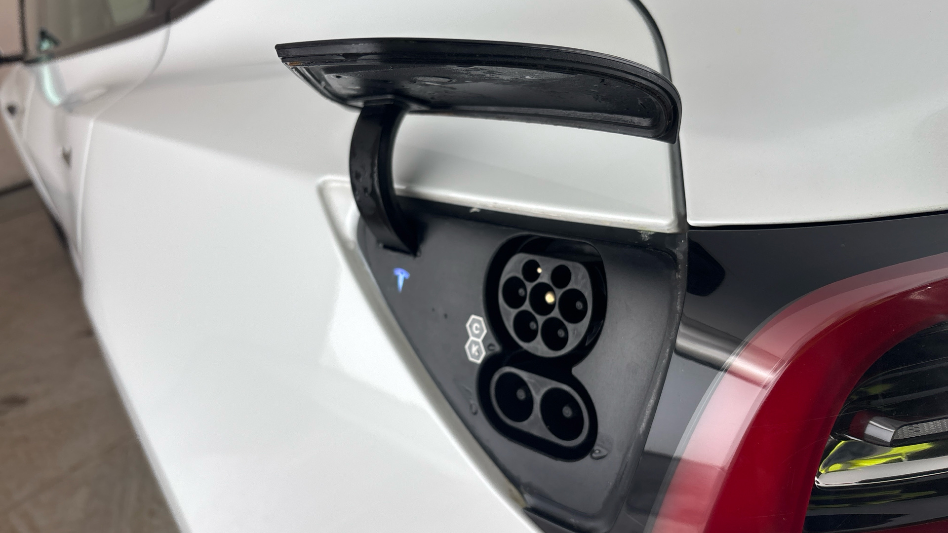 4020920 Long Range AWD 4dr Auto