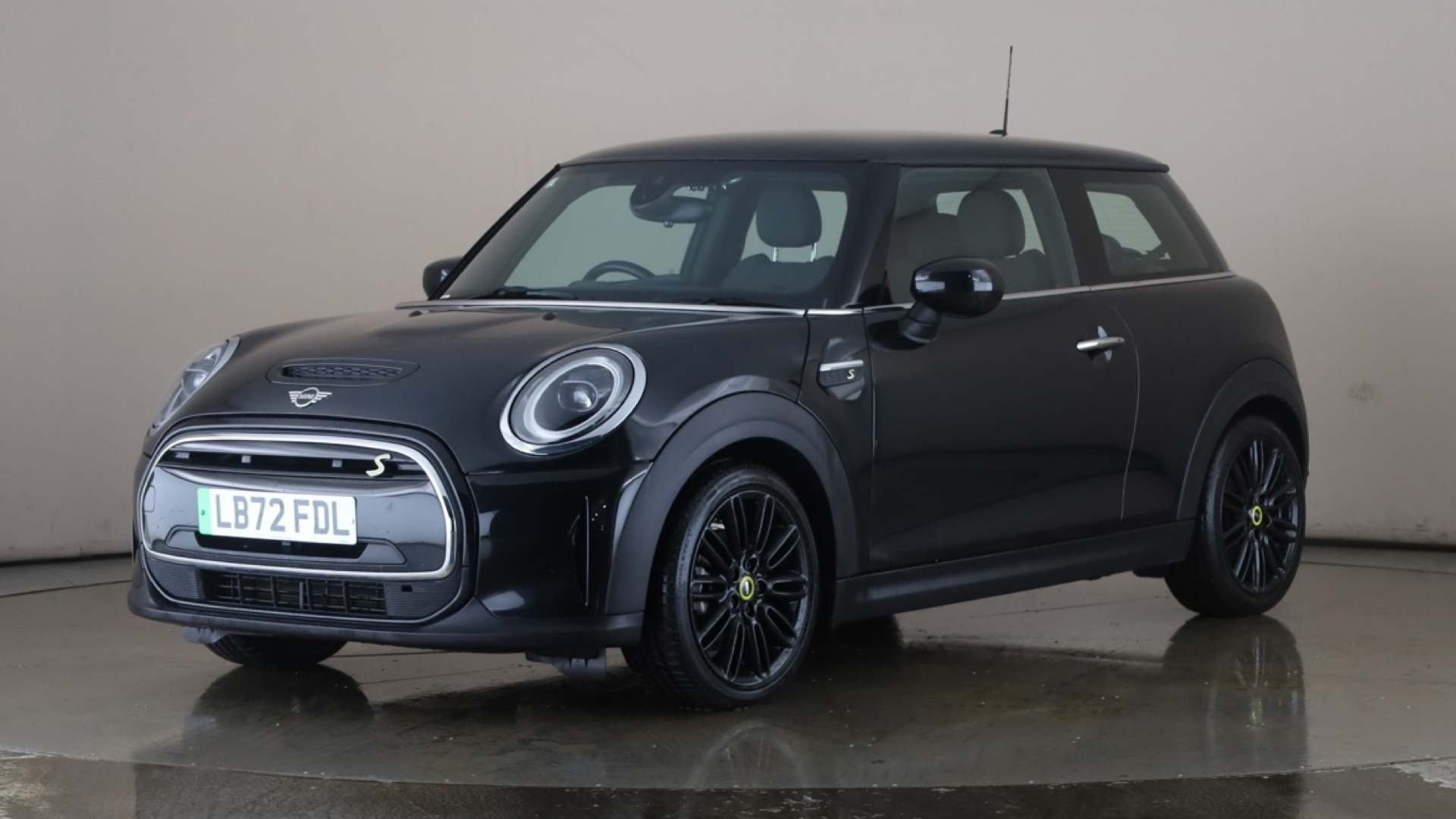 Mini Hatchback Electric 135kW Cooper S Level 2 33kWh 3dr Auto