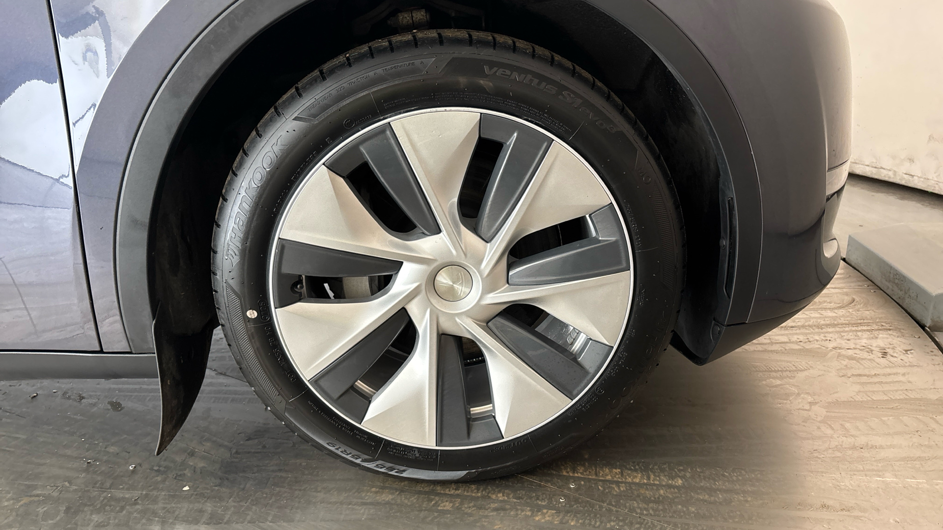 4020710 Long Range AWD 5dr Auto