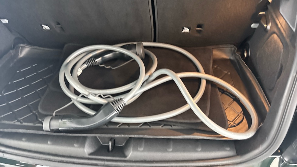 MINI HATCHBACK Image 22