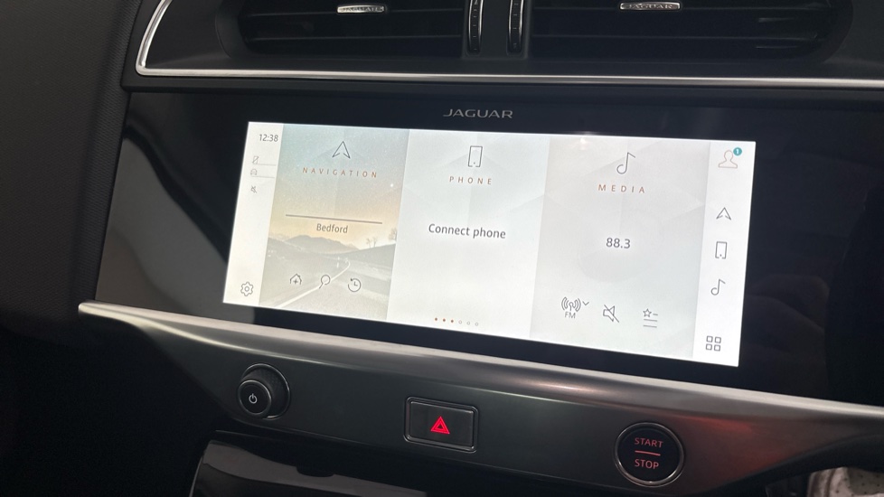 JAGUAR I-PACE Image 12