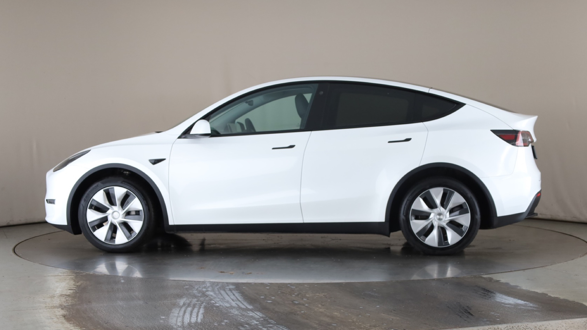 Long Range AWD 5dr Auto