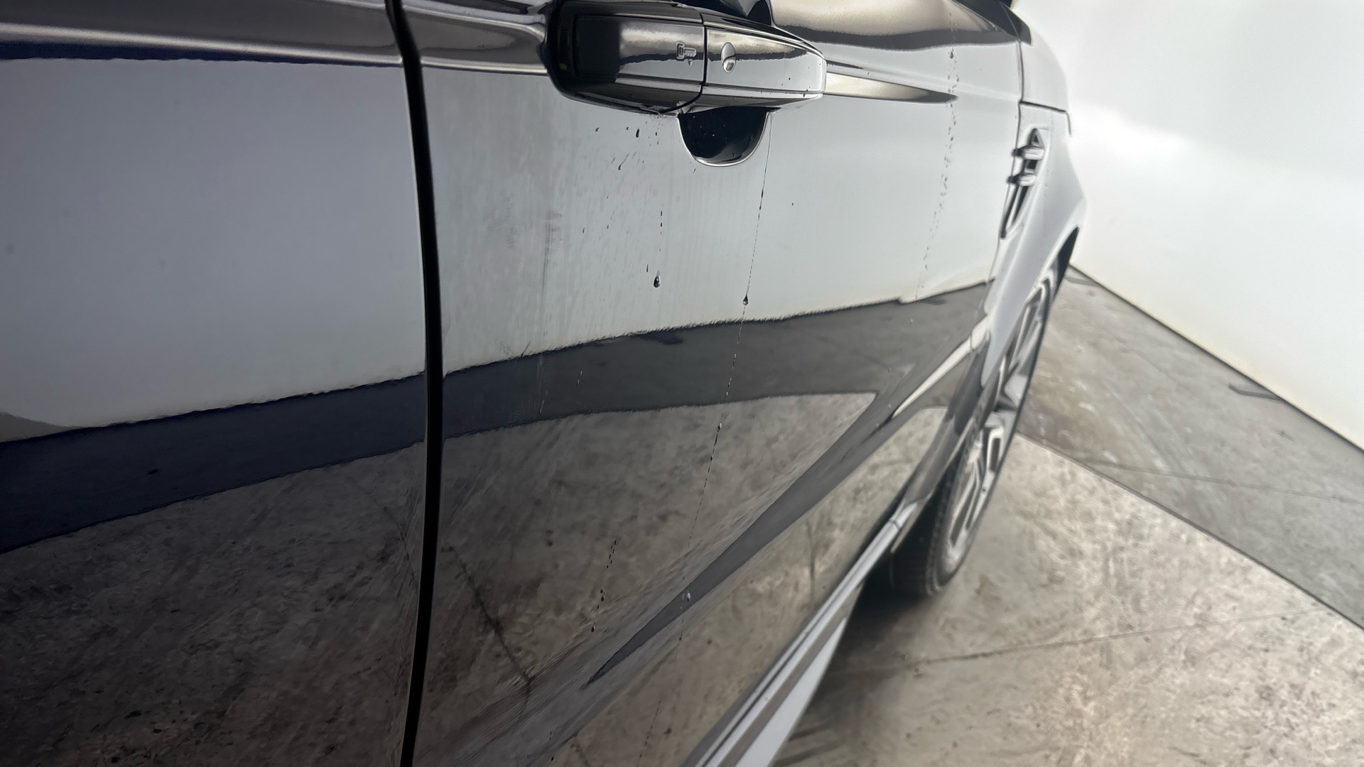 4027570 2.0 P400e Autobiography Dynamic 5dr Auto