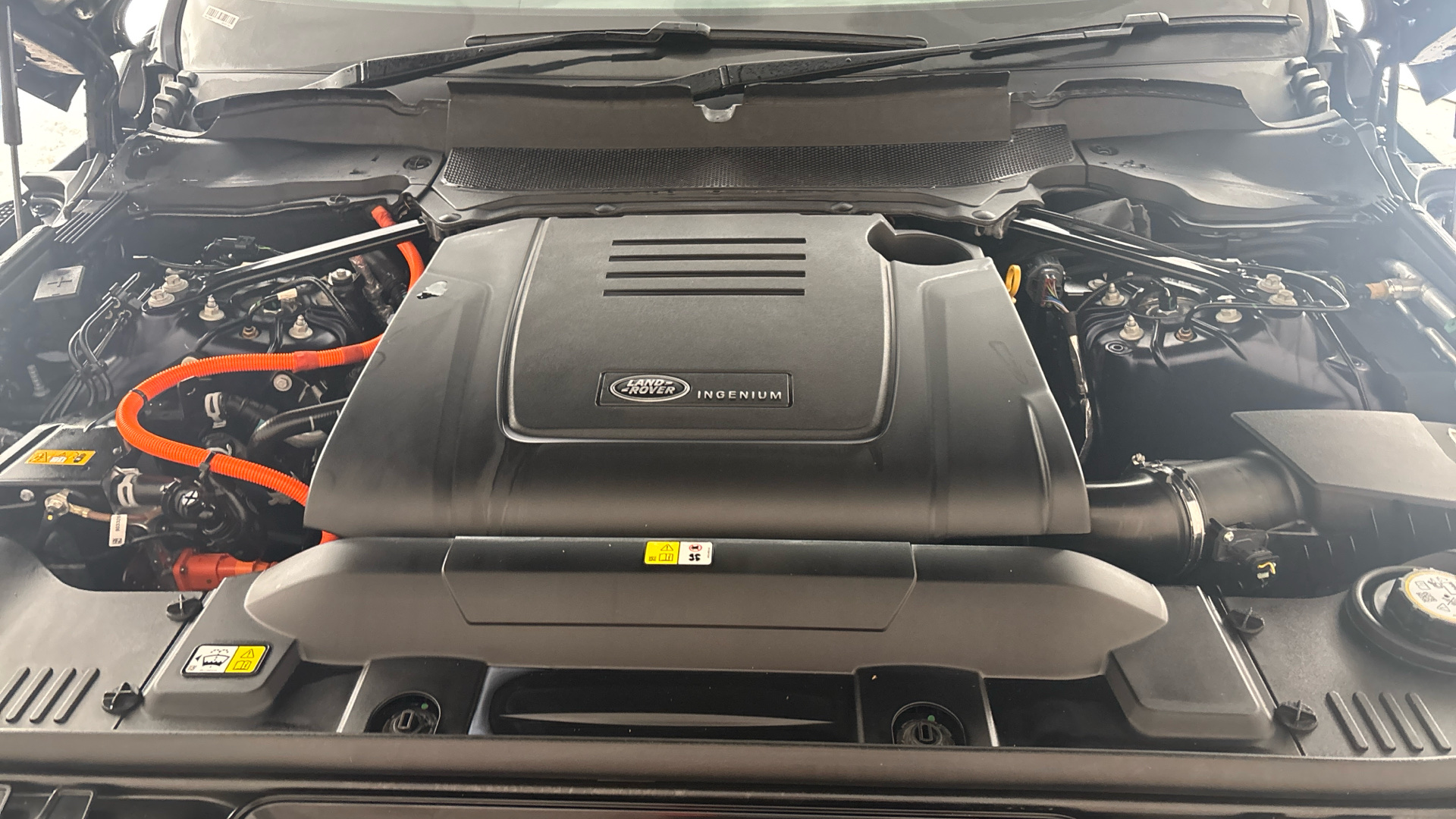 4027570 2.0 P400e Autobiography Dynamic 5dr Auto