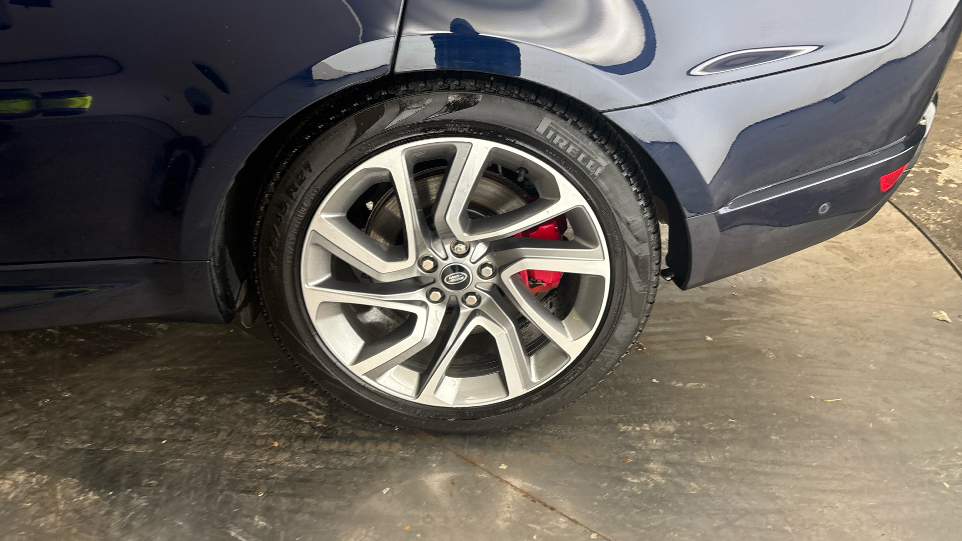 4027570 2.0 P400e Autobiography Dynamic 5dr Auto