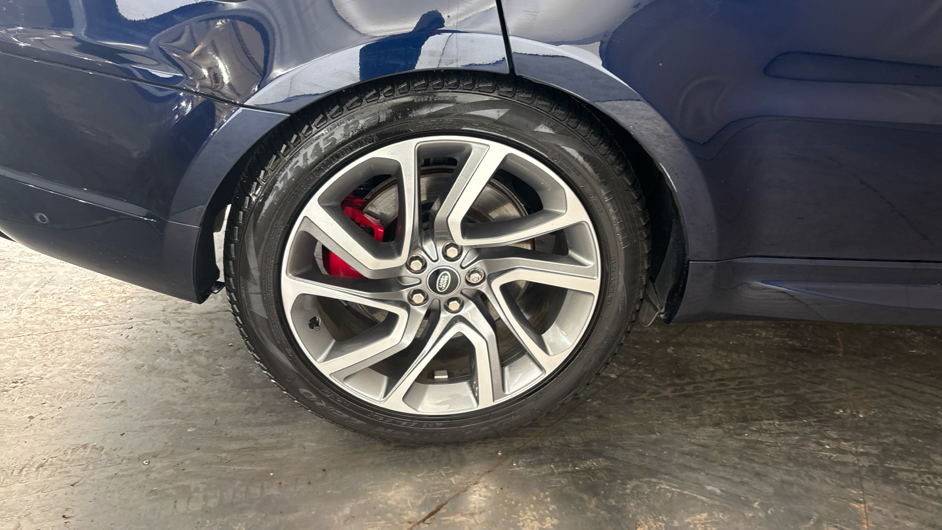 4027570 2.0 P400e Autobiography Dynamic 5dr Auto