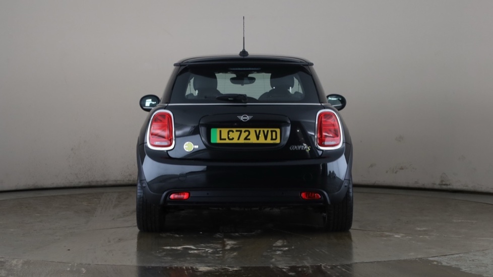 MINI HATCHBACK Image 4