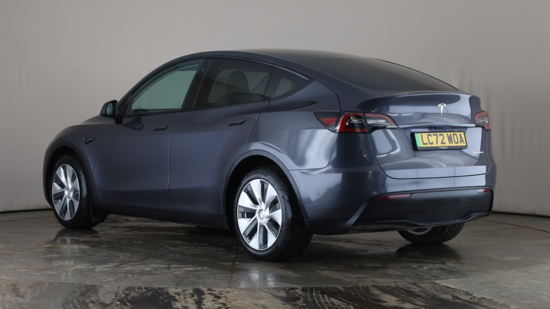 4049545 Long Range AWD 5dr Auto