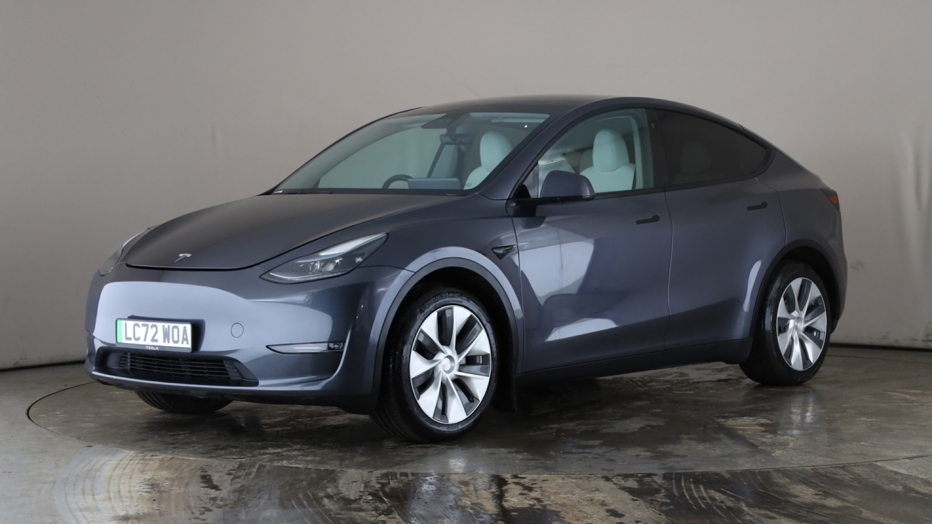 Tesla Model Y Hatchback Long Range AWD 5dr Auto