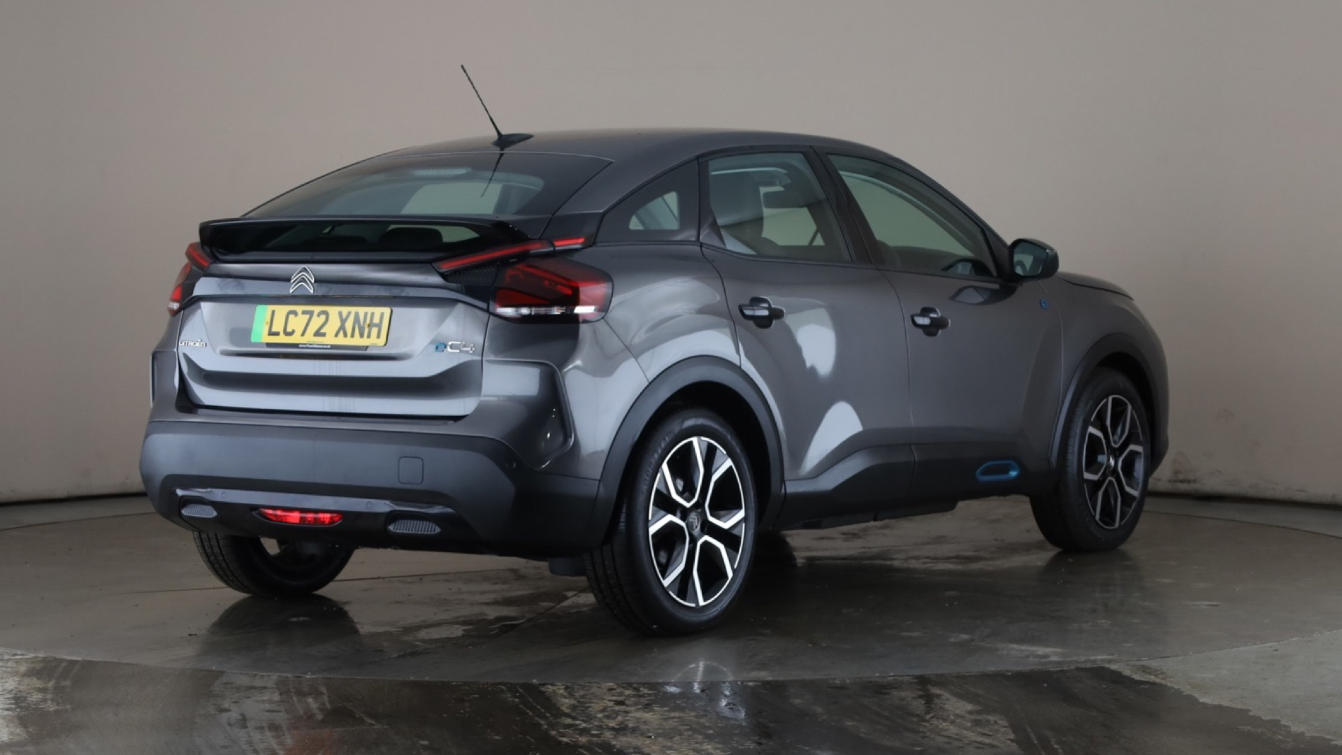 4020895 100kW Sense 50kWh 5dr Auto [11kWCh]