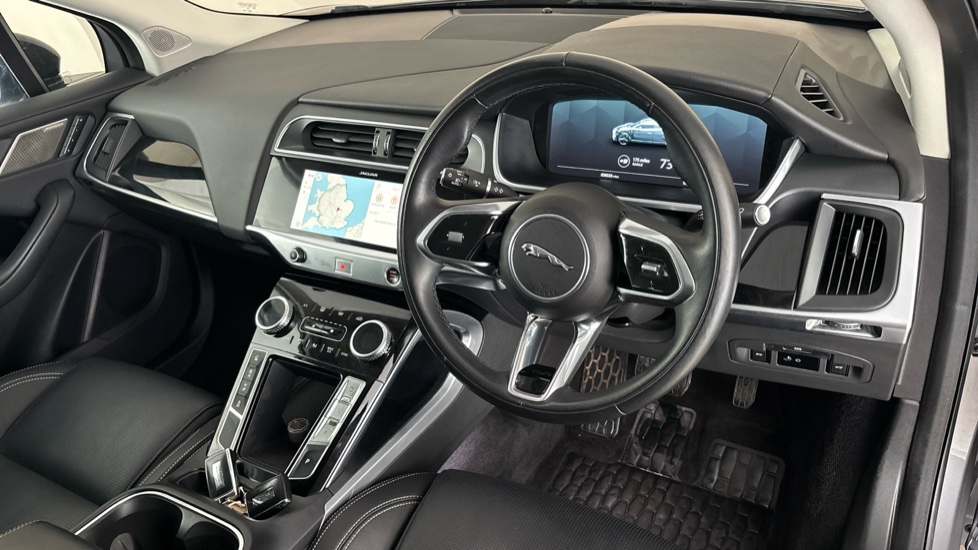 JAGUAR I-PACE Image 9