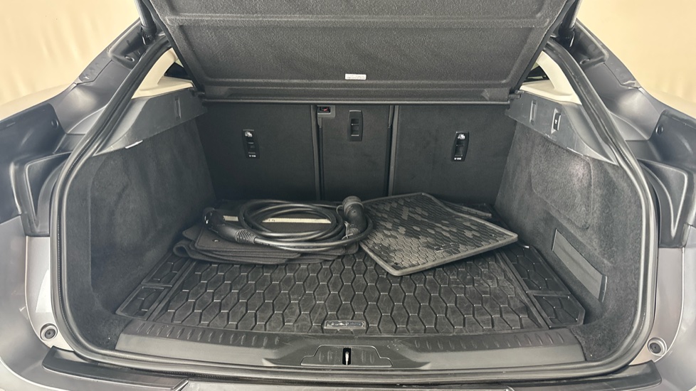 JAGUAR I-PACE Image 15