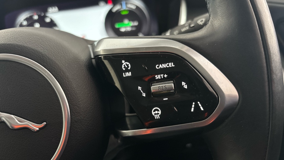JAGUAR I-PACE Cruise control