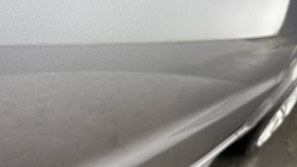 LAND ROVER RANGE ROVER SPORT dent
