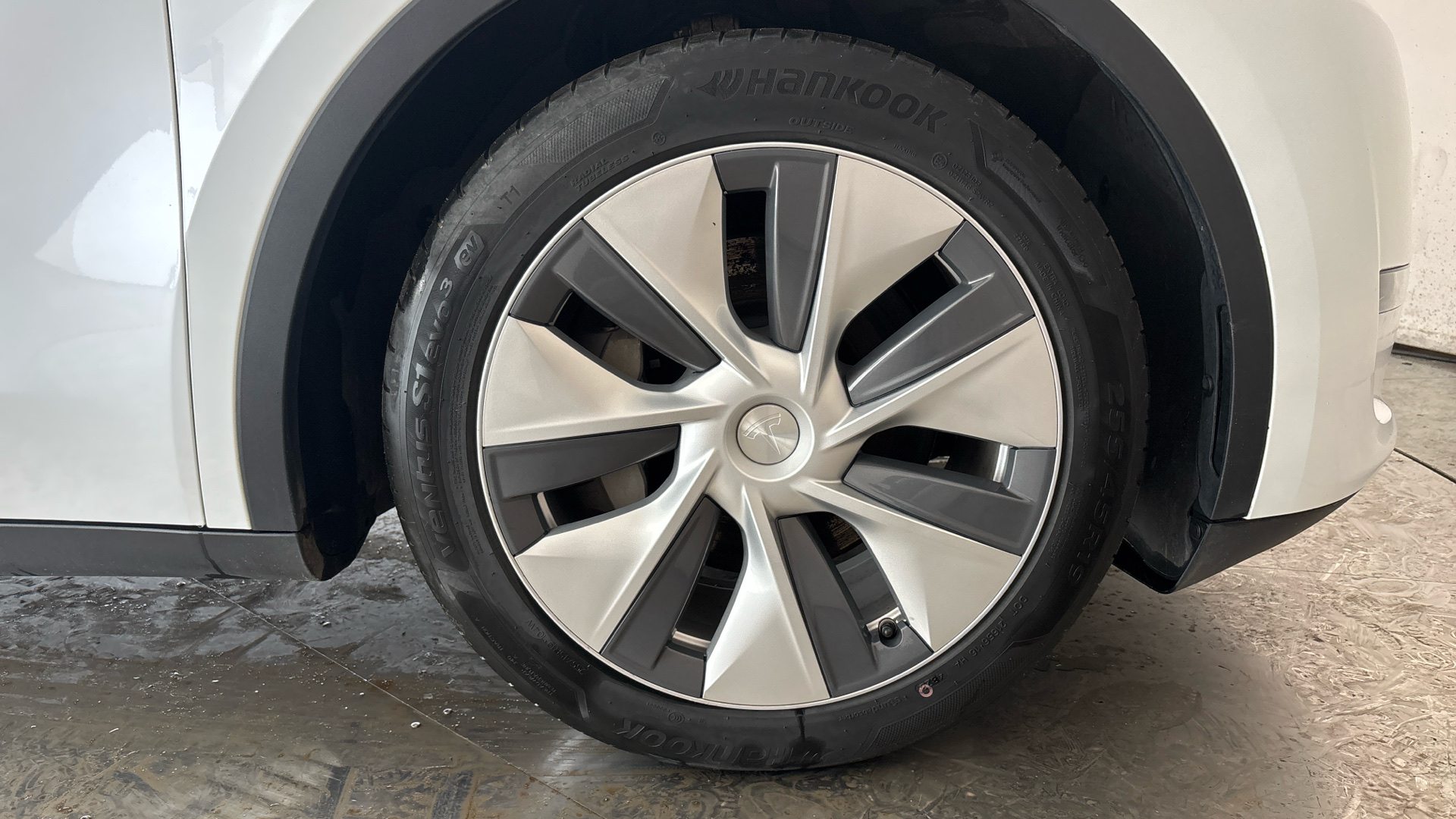 4020682 Long Range AWD 5dr Auto