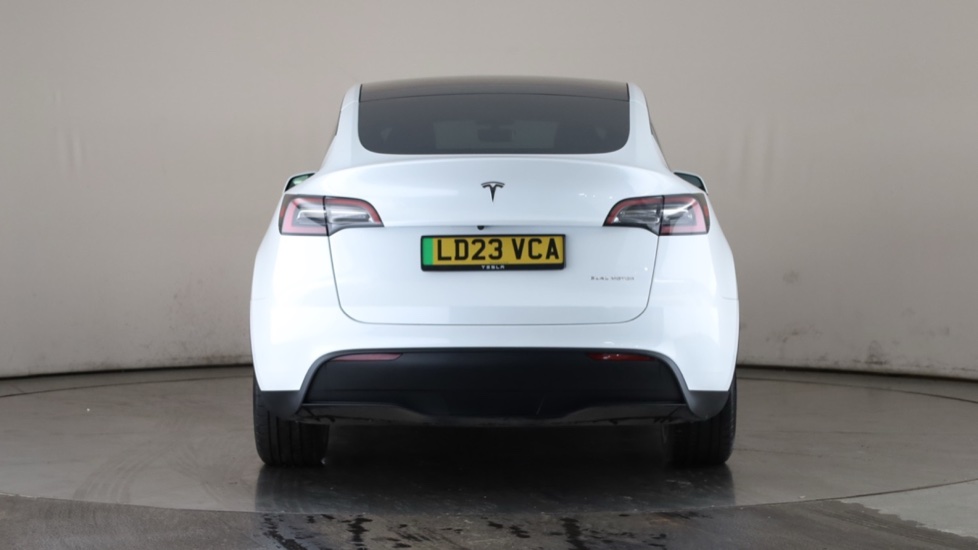 TESLA MODEL Y Image 4