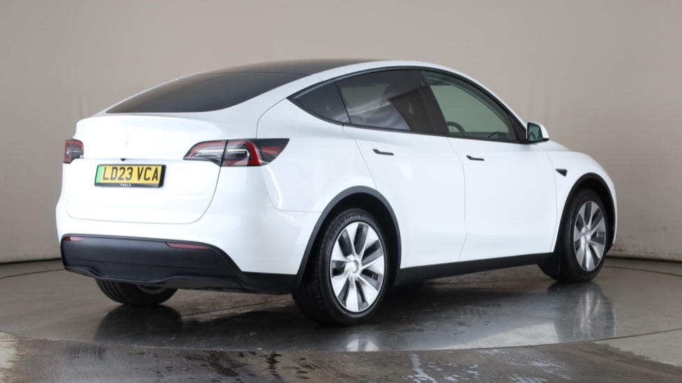 TESLA MODEL Y Image 5