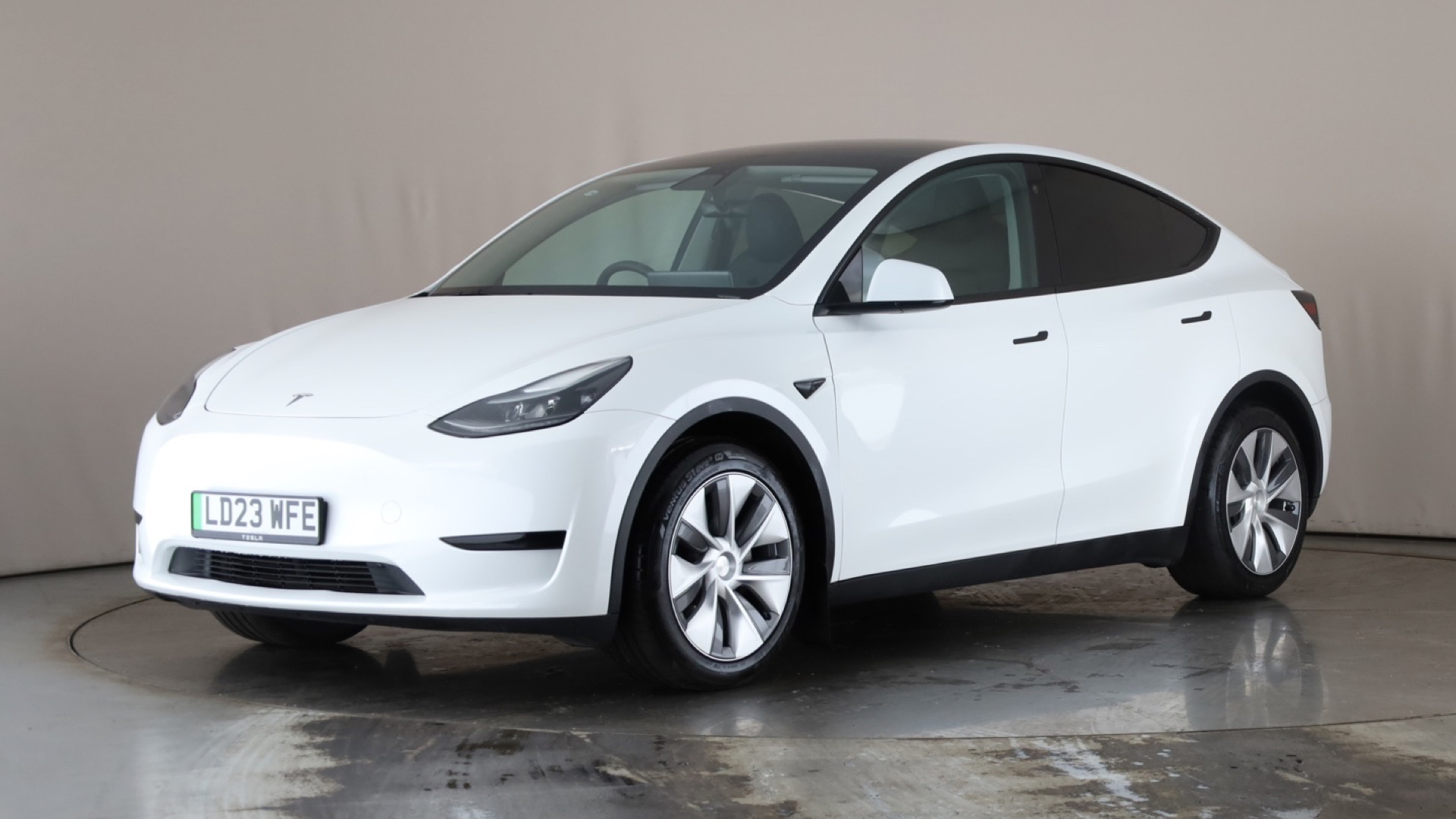 Tesla Model Y RWD 5dr Auto