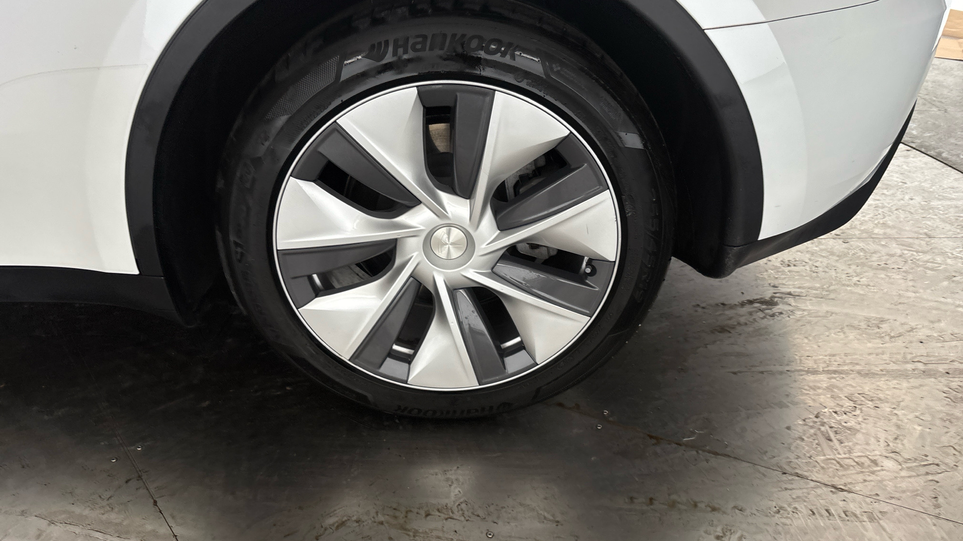 Tesla Model Y RWD 5dr Auto