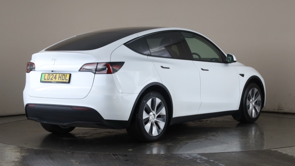 TESLA MODEL Y Image 5