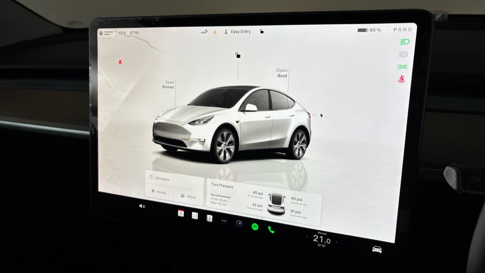 TESLA MODEL Y Image 12