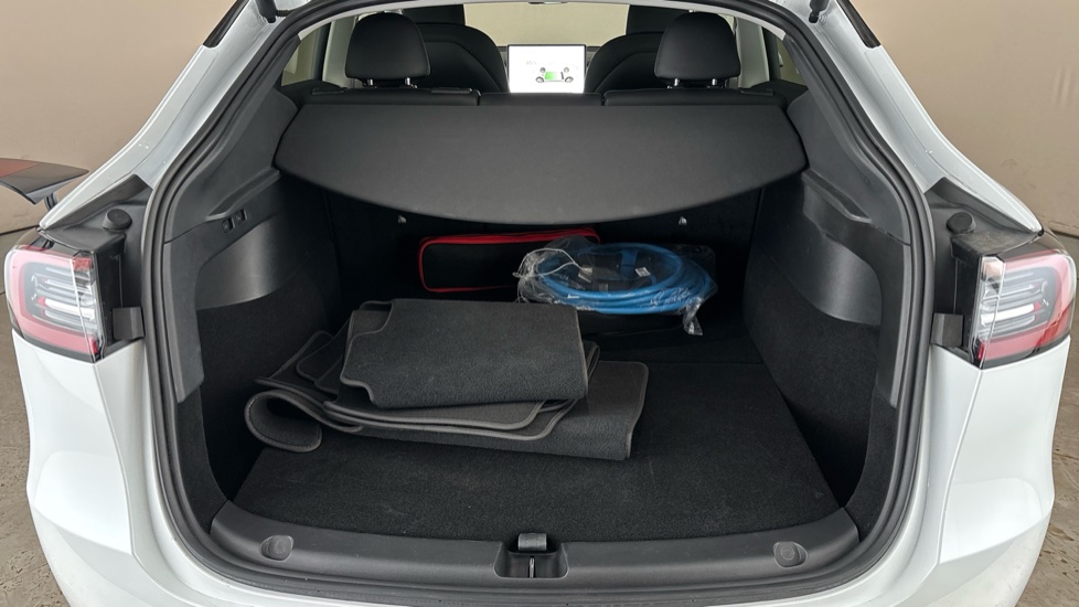 TESLA MODEL Y Image 15