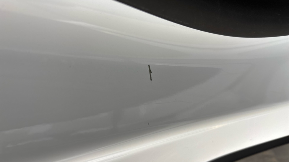 TESLA MODEL Y Scratches