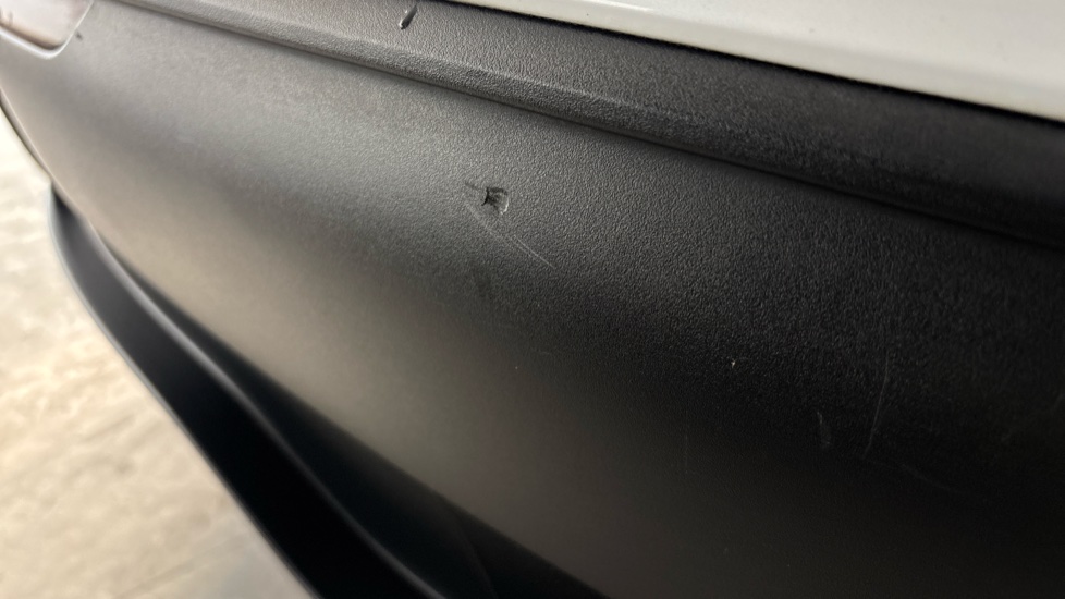 TESLA MODEL Y Scuff