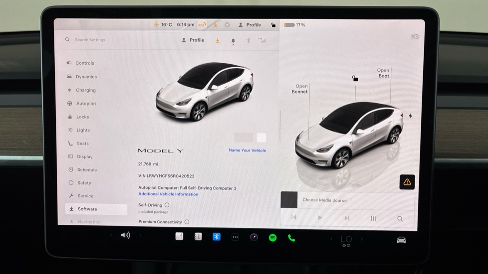 TESLA MODEL Y Image 13