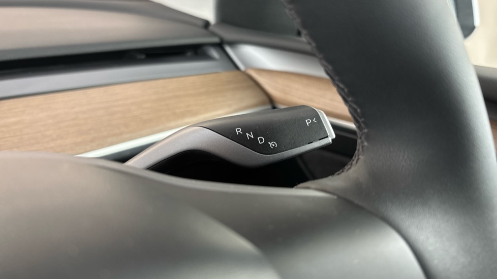 TESLA MODEL Y Cruise control