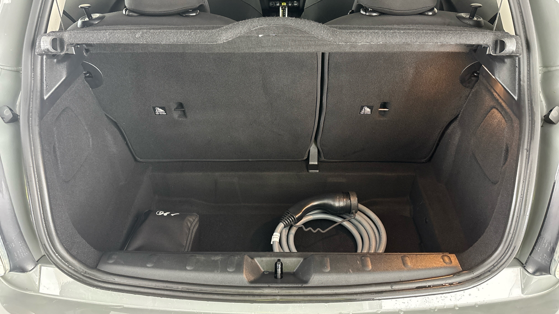 4020721 135kW Cooper S Level 1 33kWh 3dr Auto