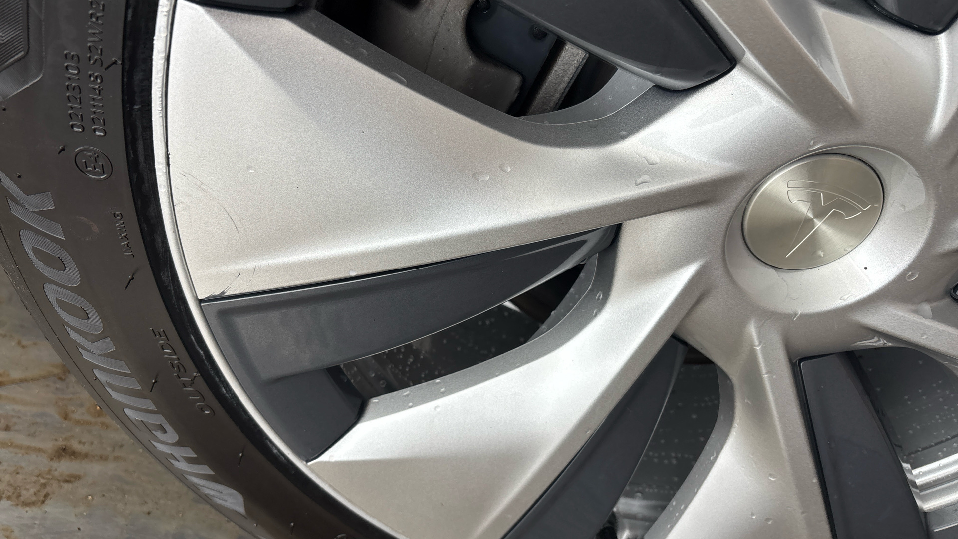 4020644 Long Range AWD 5dr Auto