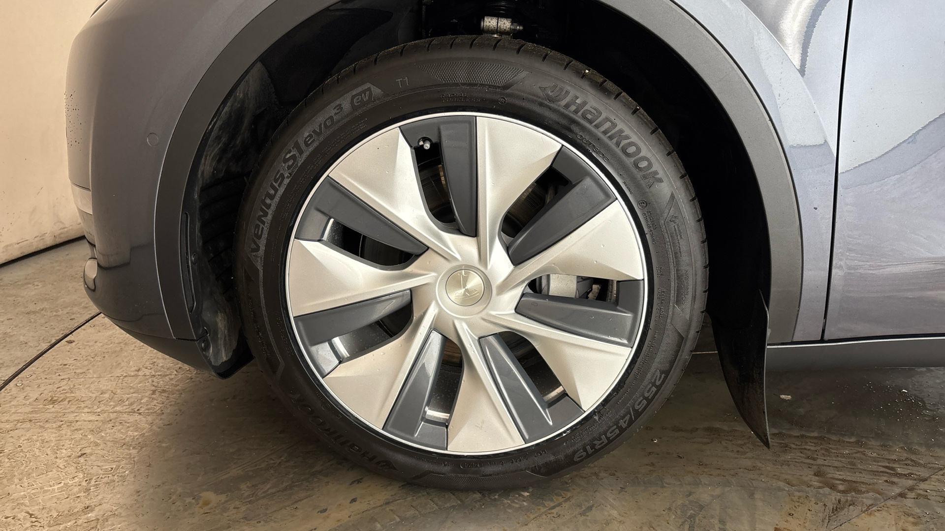 4020644 Long Range AWD 5dr Auto