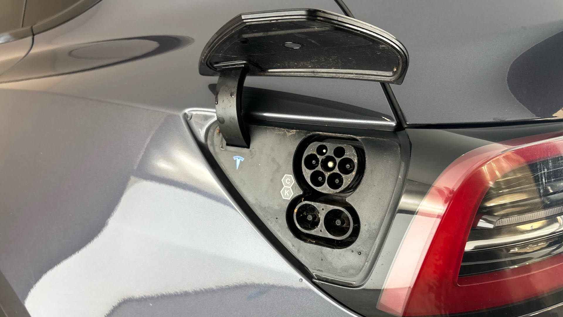 4020644 Long Range AWD 5dr Auto