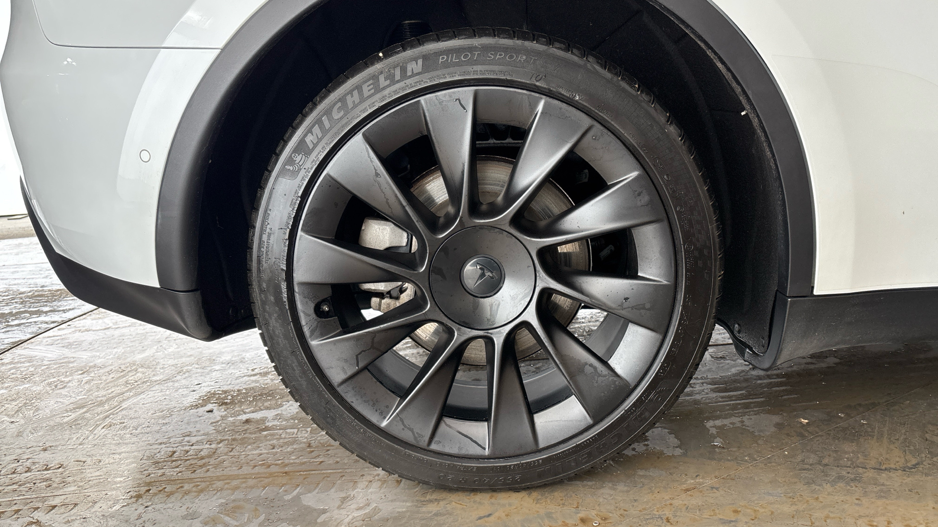 4020906 Long Range AWD 5dr Auto