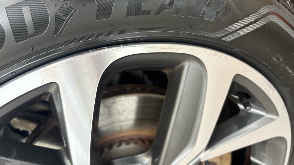 JAGUAR I-PACE scuff