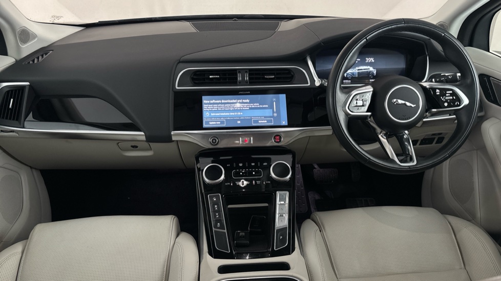 JAGUAR I-PACE Image 11