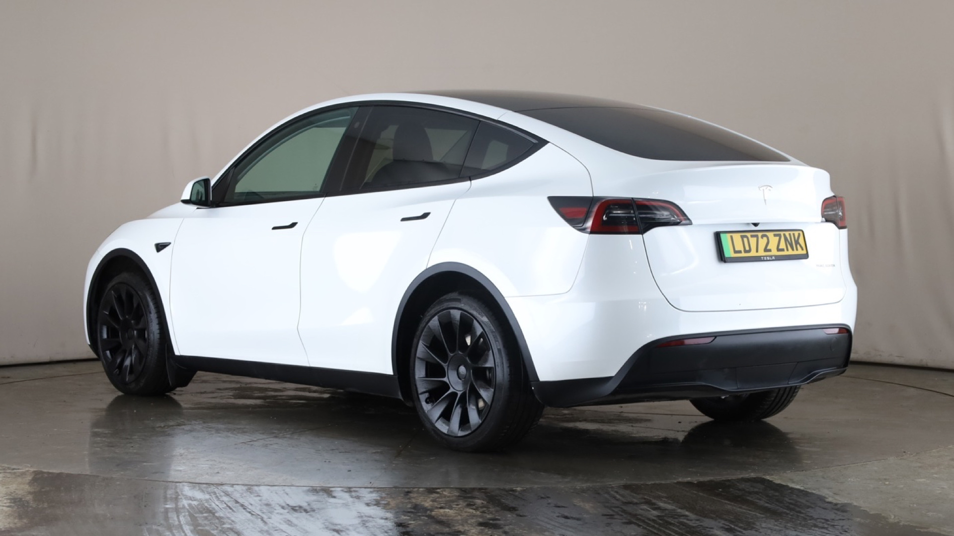 4049083 Long Range AWD 5dr Auto