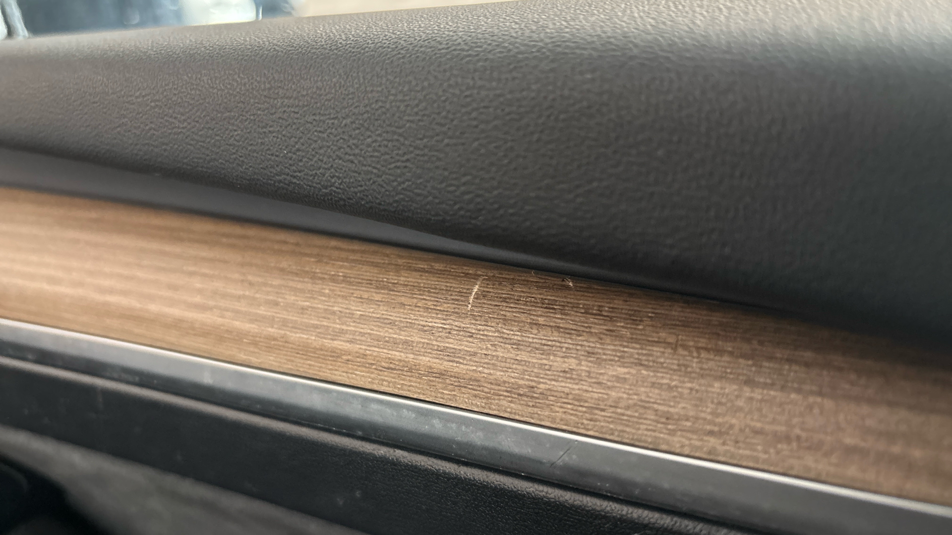 4049083 Long Range AWD 5dr Auto