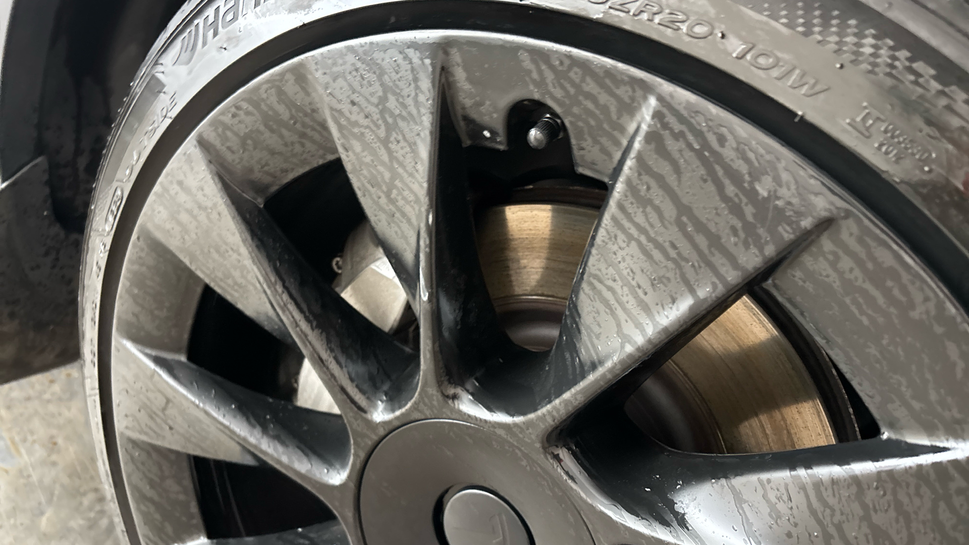 4049083 Long Range AWD 5dr Auto