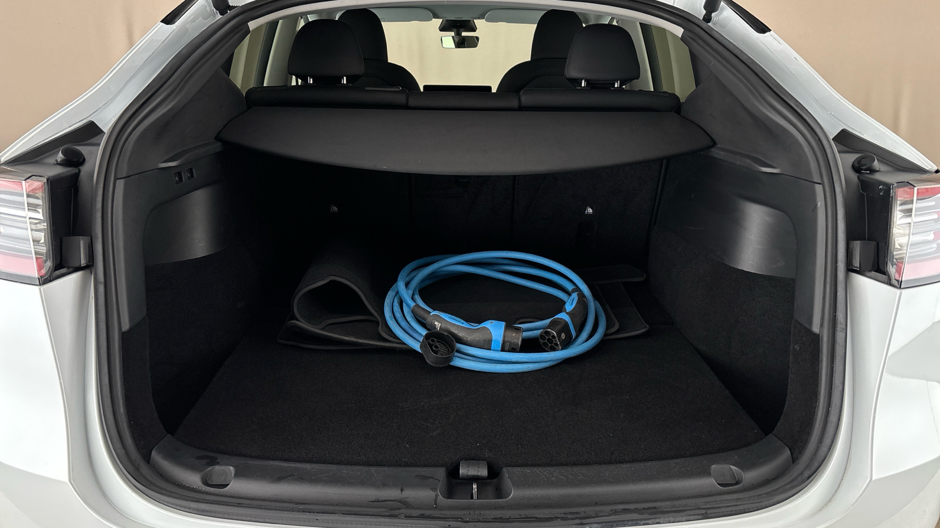 4049083 Long Range AWD 5dr Auto