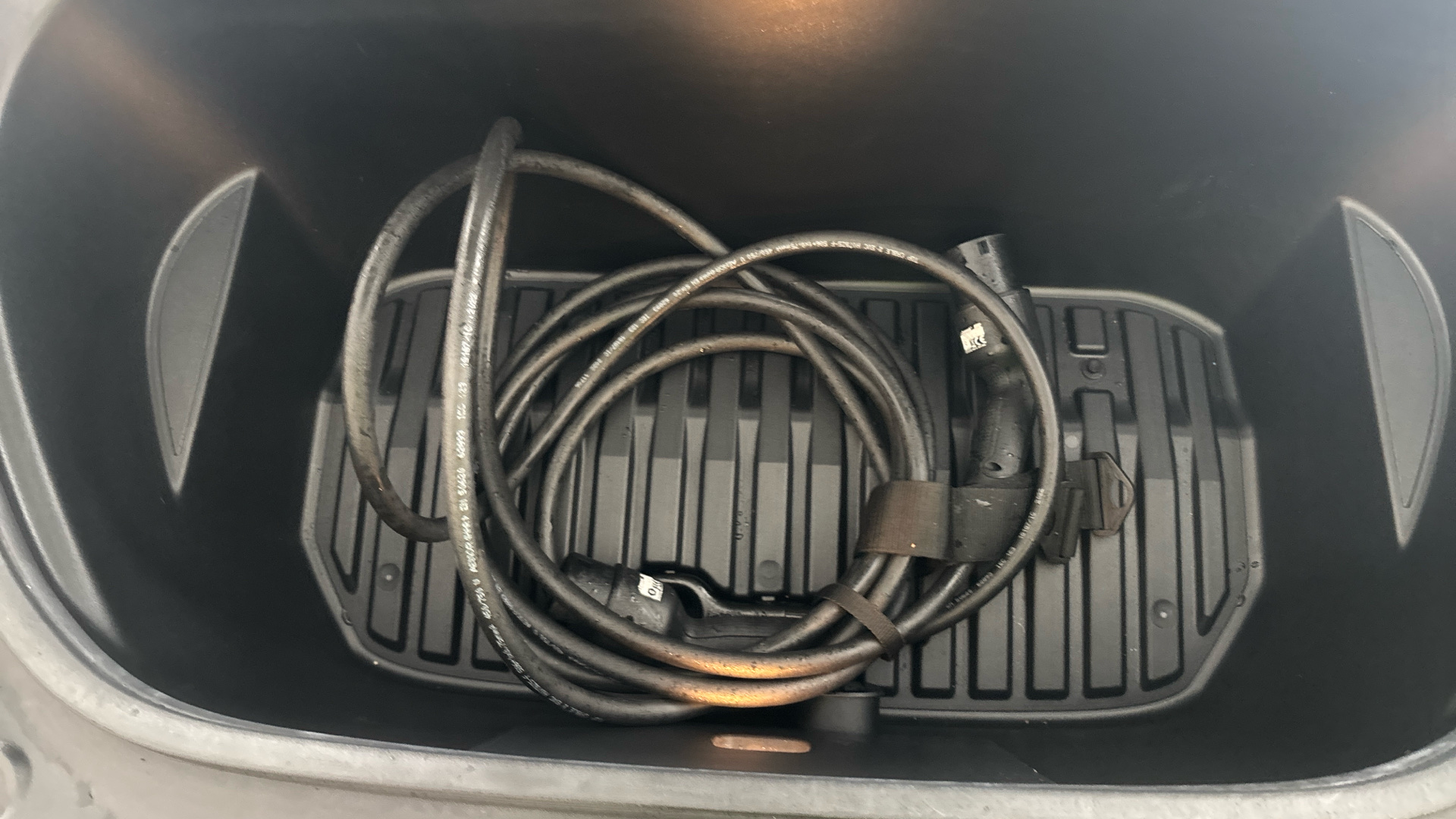 4049524 Long Range AWD 5dr Auto