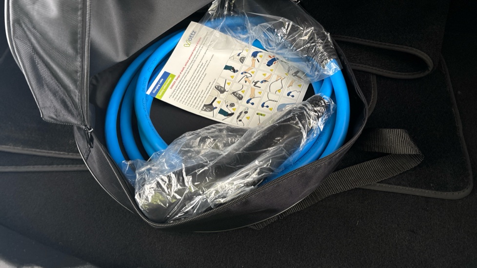 Tesla Model 3 Image 22