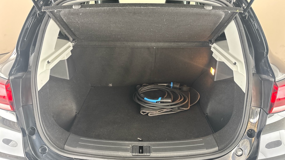 MG ZS Image 15