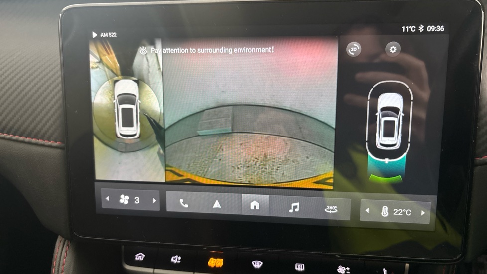 MG ZS reverse camera