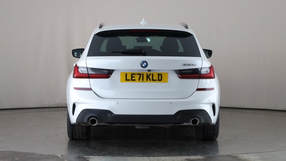 BMW 3 SERIES Image 4