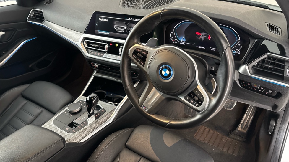 BMW 3 SERIES Image 9